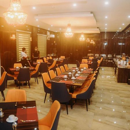 Waldorf Blu Hotel Awka Luaran gambar