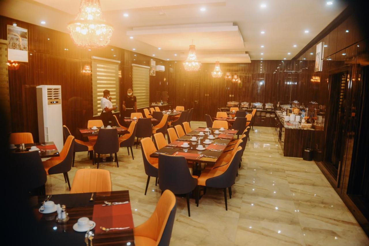 Waldorf Blu Hotel Awka Luaran gambar