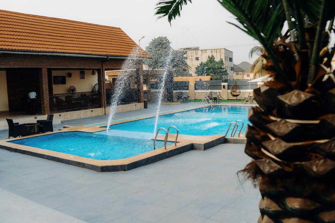 Waldorf Blu Hotel Awka Luaran gambar